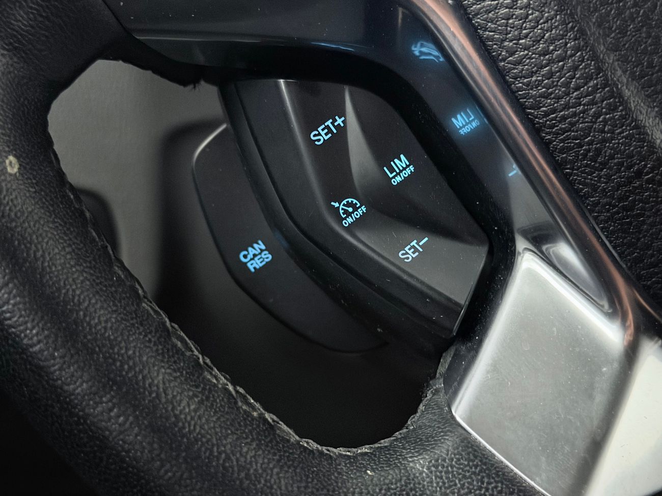 Ford Transit Connect 230 LWB 1.5 Dragkrok Verkstadsinredd Backkamera 3-sits Moms/Leasing 100hk – bild 15 av 22