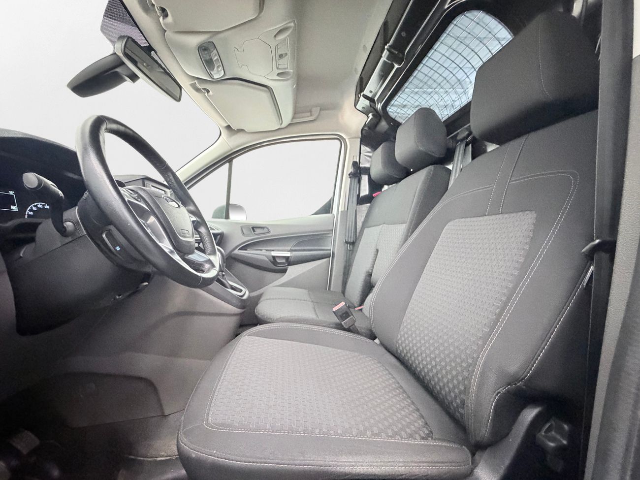 Ford Transit Connect 230 LWB 1.5 Dragkrok Verkstadsinredd Backkamera 3-sits Moms/Leasing 100hk – bild 11 av 22