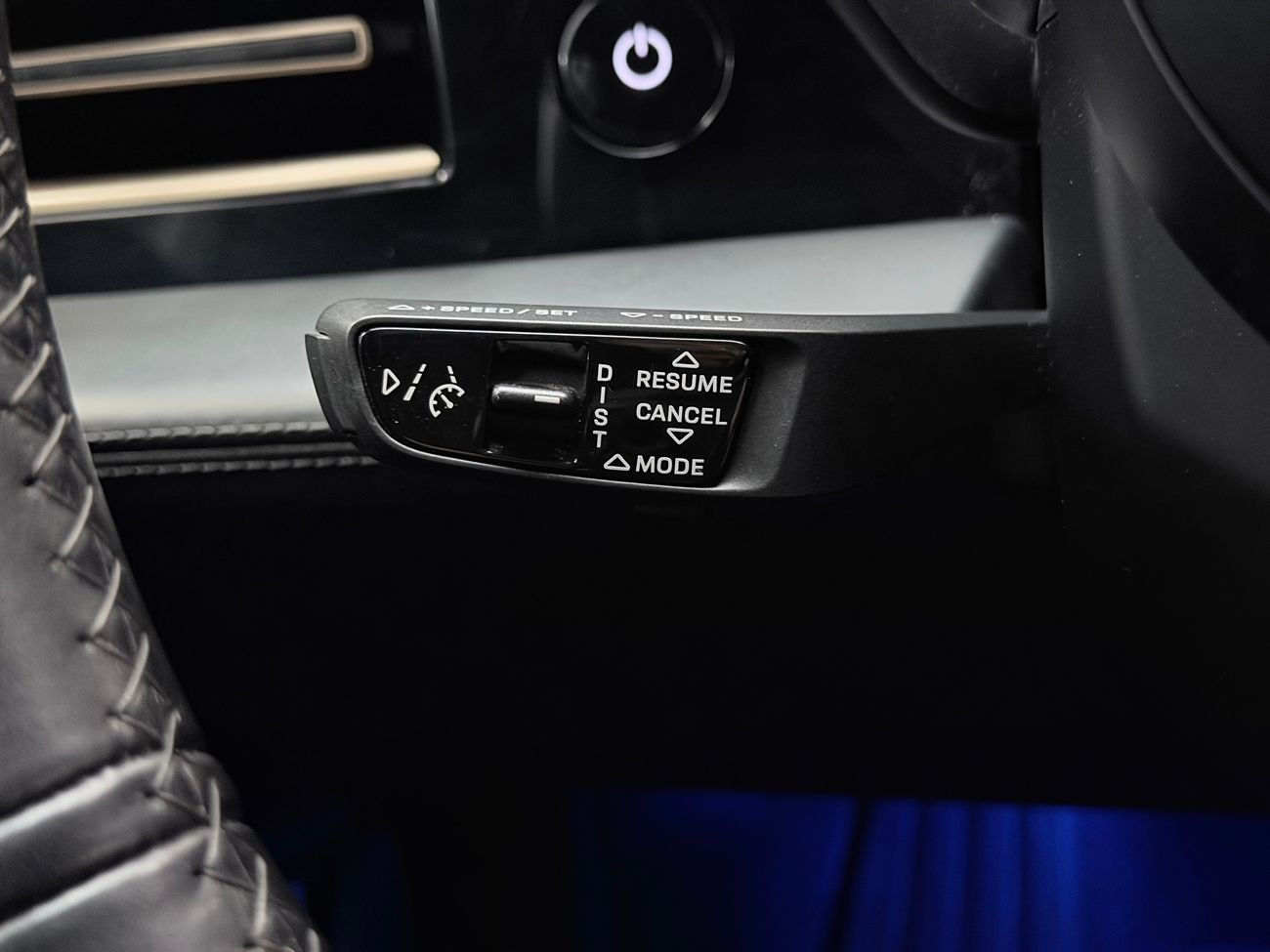 Porsche Taycan Turbo Direct Drive PASM Panorama BOSE® Sport-Chrono 360° PDLS+ Värmepump Moms/Leasing 625hk – bild 25 av 39