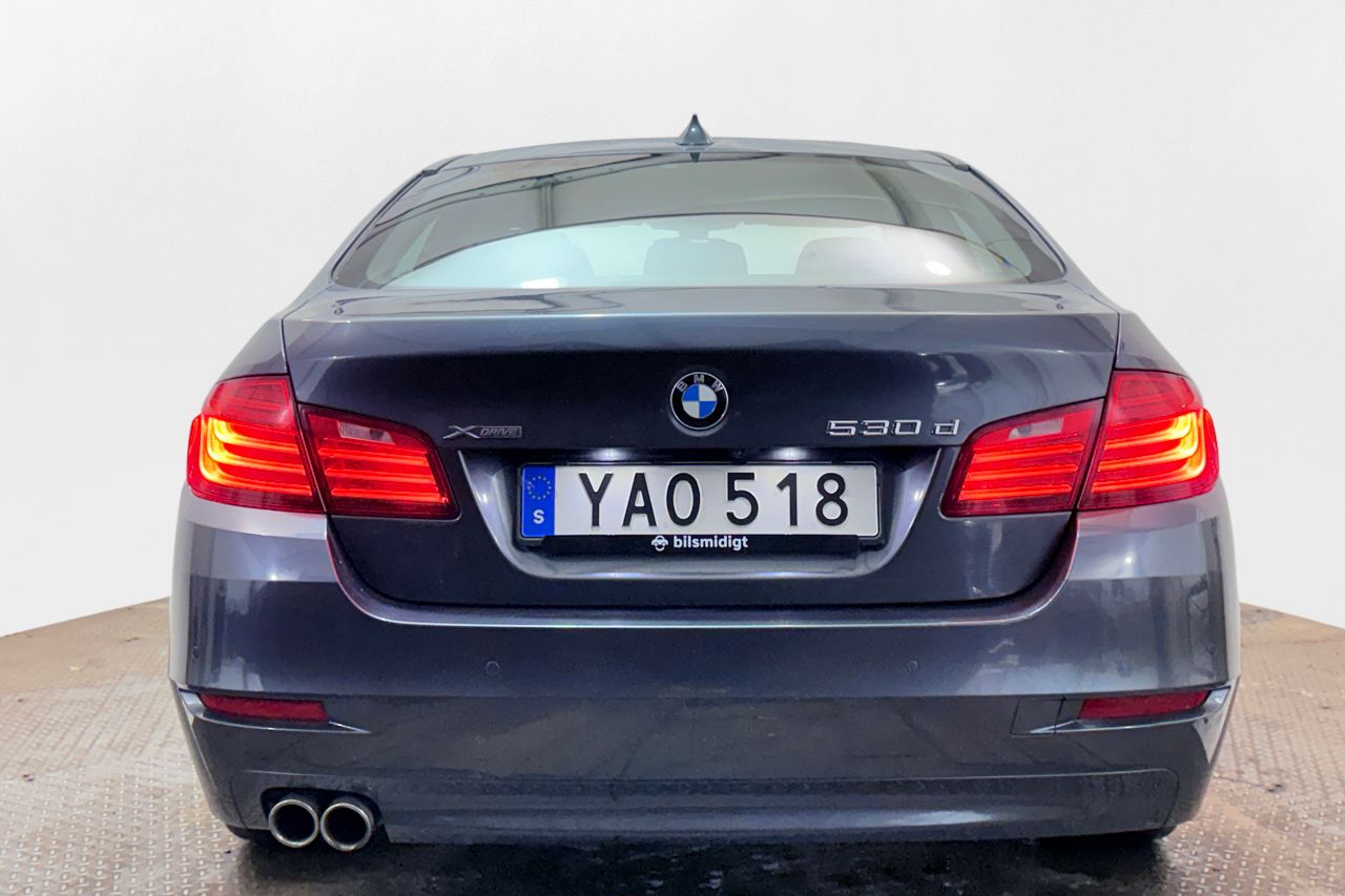 BMW 530d xDrive Sedan Automat Backkamera P-Sensorer LED-ramp Kamkedja ConnectedDrive 258hk – bild 6 av 26