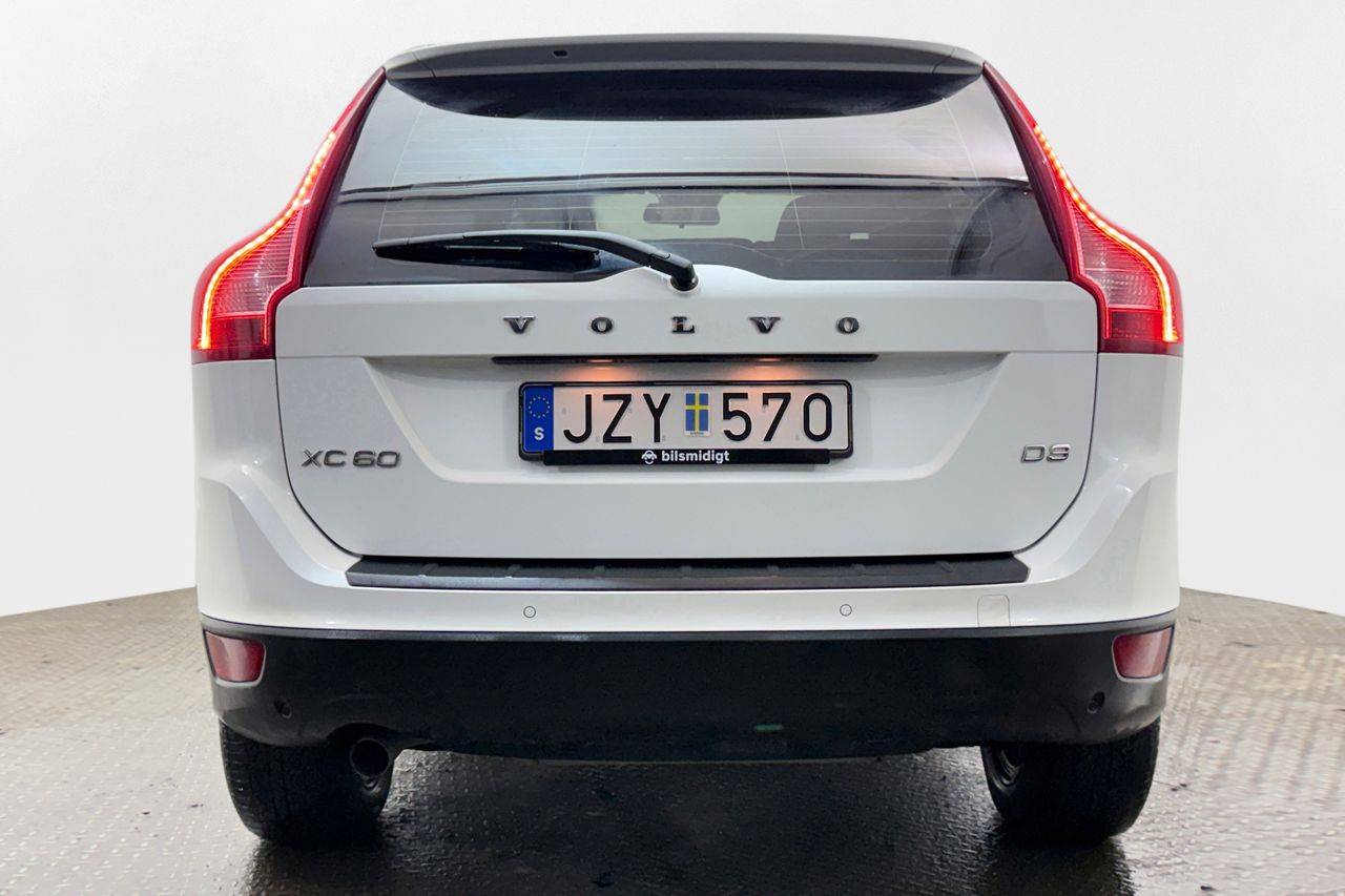 Volvo XC60 D3 Momentum Automat Värmare P-Sensorer 163hk – bild 6 av 25