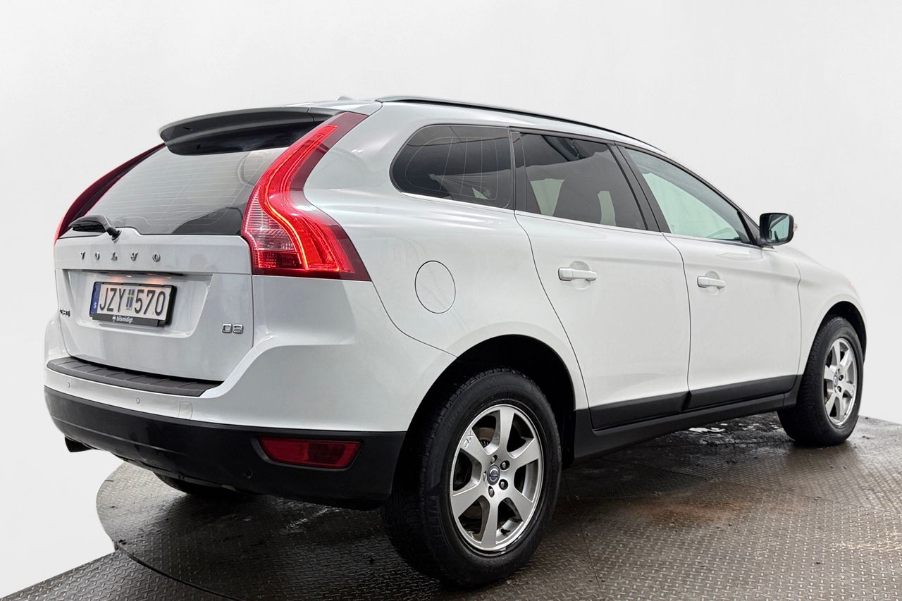 Volvo XC60 D3 Momentum Automat Värmare P-Sensorer 163hk – bild 5 av 25