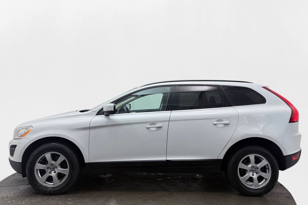 Volvo XC60 D3 Momentum Automat Värmare P-Sensorer 163hk – bild 9 av 25
