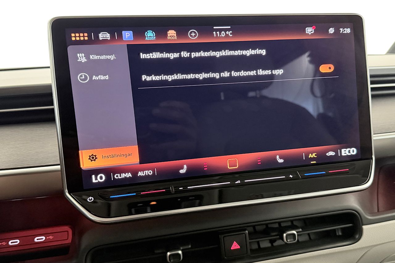Volkswagen ID. Buzz LWB 91 kWh Style Plus Pro 6-sits Dragkrok Navigation Adaptiv Farthållare Moms/Leasing 286hk – bild 29 av 40