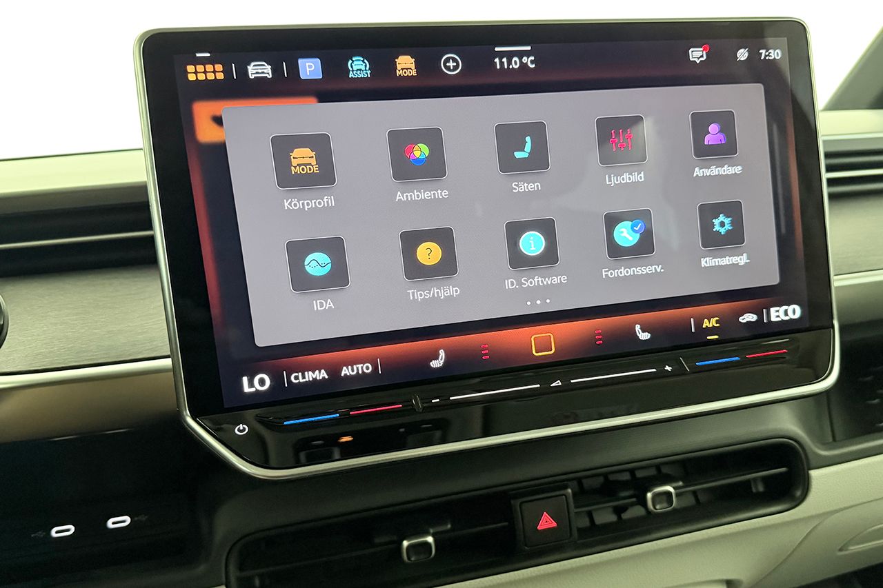 Volkswagen ID. Buzz LWB 91 kWh Style Plus Pro 6-sits Dragkrok Navigation Adaptiv Farthållare Moms/Leasing 286hk – bild 32 av 40