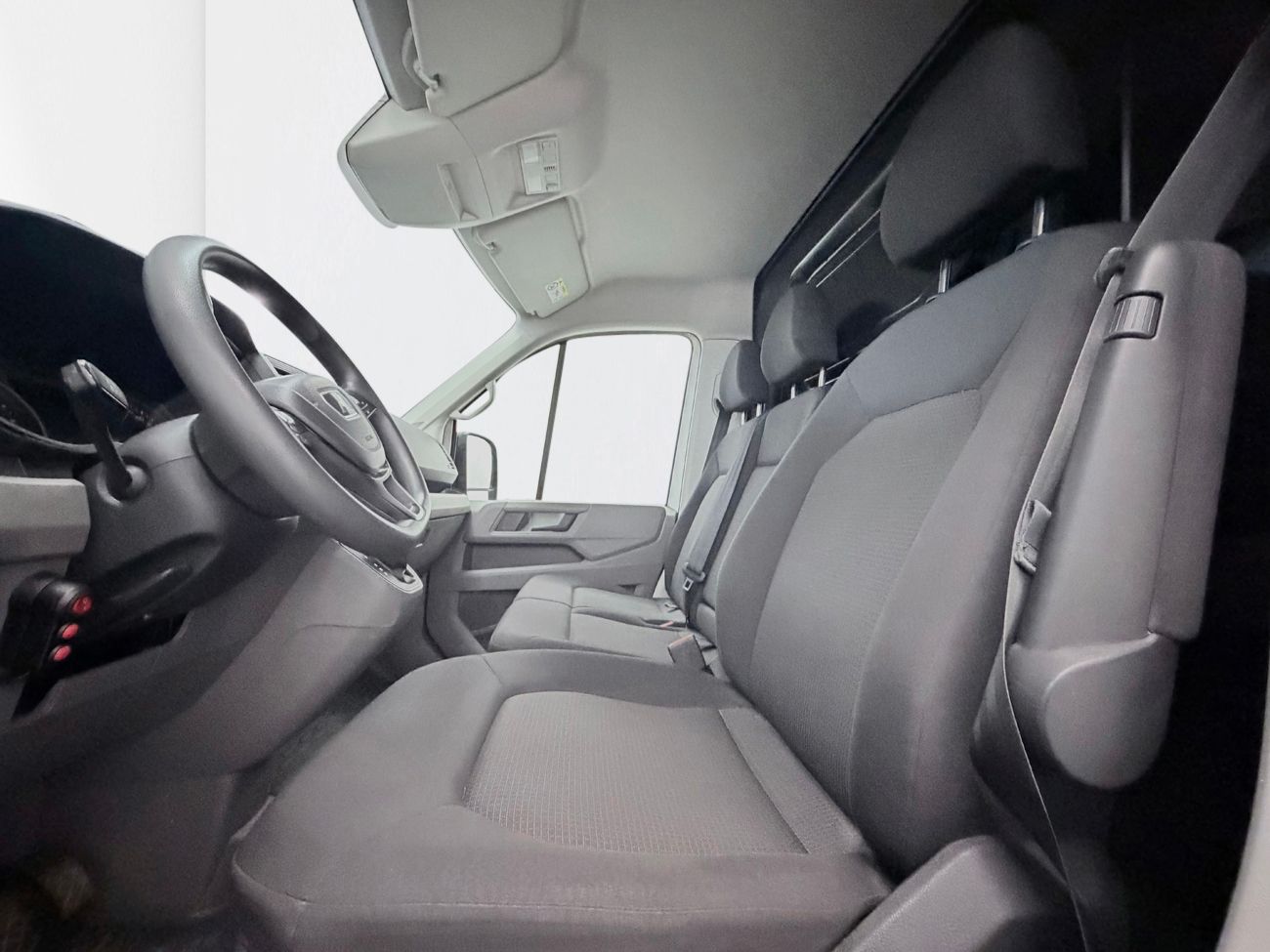 MAN e-TGE 35.8 kWh CCS 3-sits Navigation Backkamera P-Sensorer Multiratt Moms/Leasing 136hk – bild 9 av 23