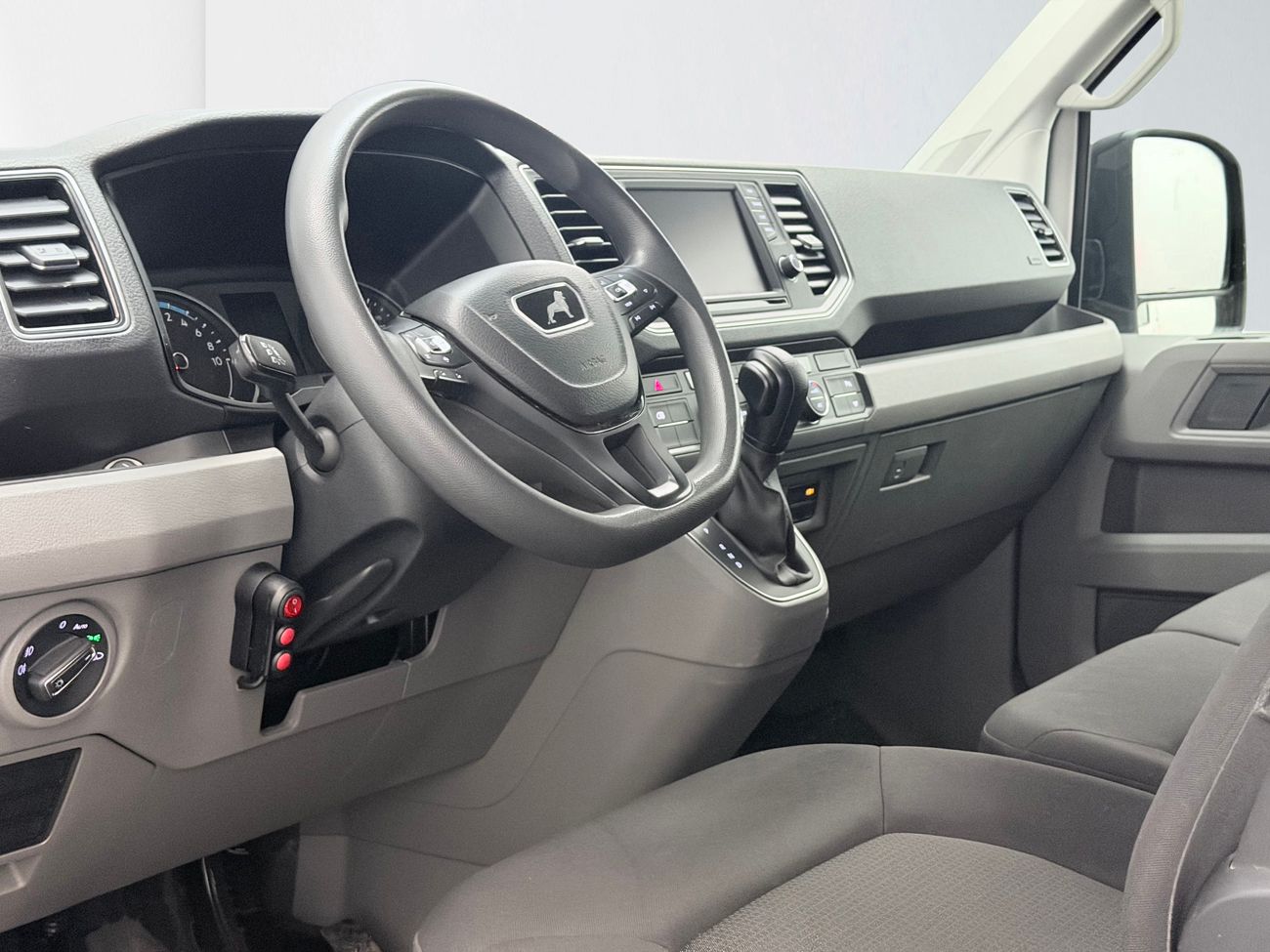 MAN e-TGE 35.8 kWh CCS 3-sits Navigation Backkamera P-Sensorer Multiratt Moms/Leasing 136hk – bild 10 av 23