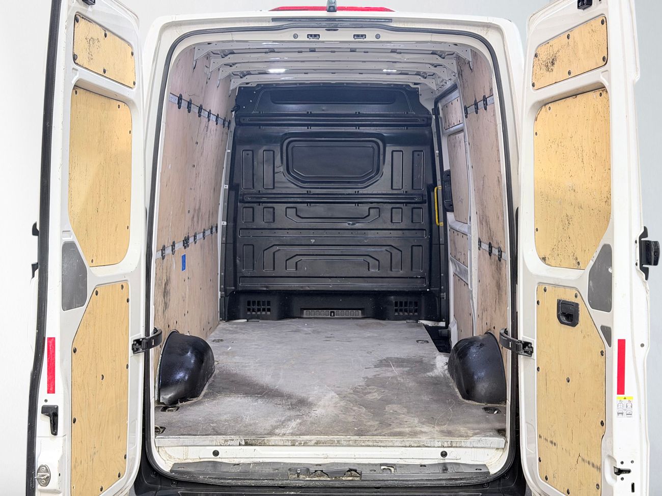 MAN e-TGE 35.8 kWh CCS 3-sits Navigation Backkamera P-Sensorer Multiratt Moms/Leasing 136hk – bild 23 av 23