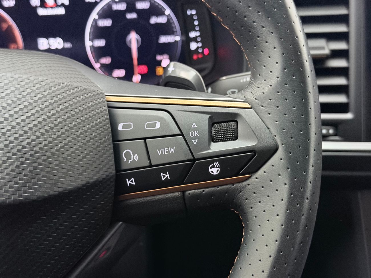 CUPRA Ateca 1.5 TSI Automat Dragkrok Delläder Backkamera Navigation App-Connect BeatsAudio™ Moms/Leasing 150hk – bild 18 av 32