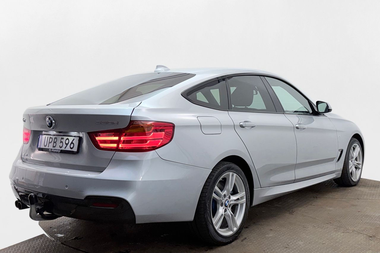BMW 330d xDrive GT M Sport Drag Läder Navi Kamera 258hk – bild 5 av 30