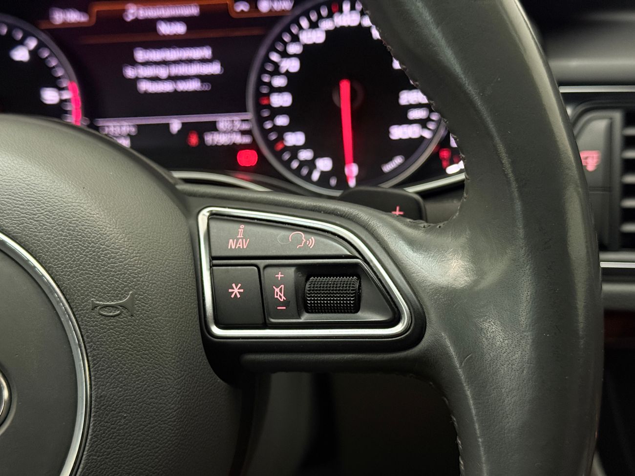 Audi A7 Sportback 3.0 TDI V6 Quattro Chromedelete Läder Navigation Climatronic Värmare P-Sensorer 245hk – bild 19 av 37
