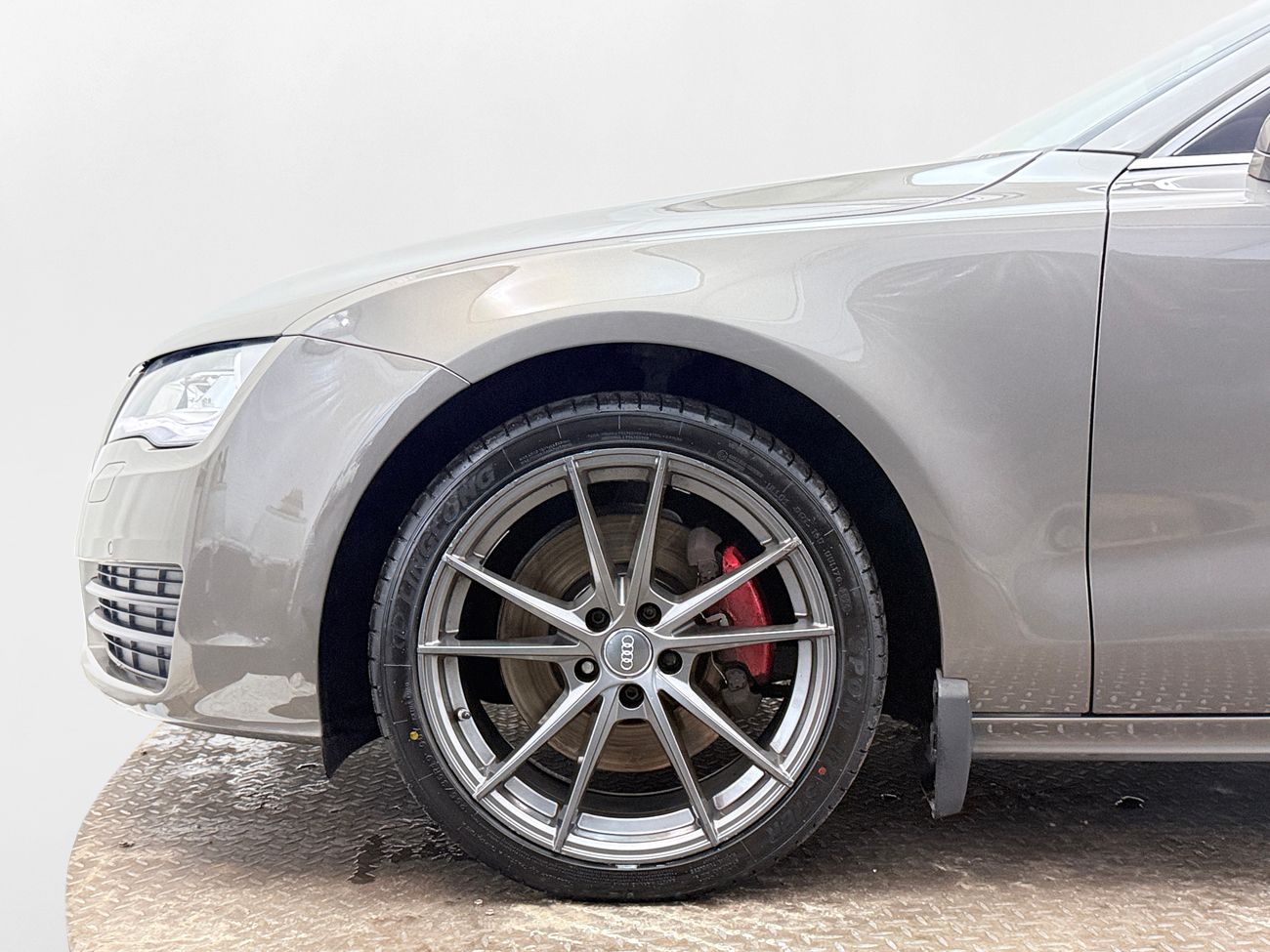 Audi A7 Sportback 3.0 TDI V6 Quattro Chromedelete Läder Navigation Climatronic Värmare P-Sensorer 245hk – bild 9 av 37