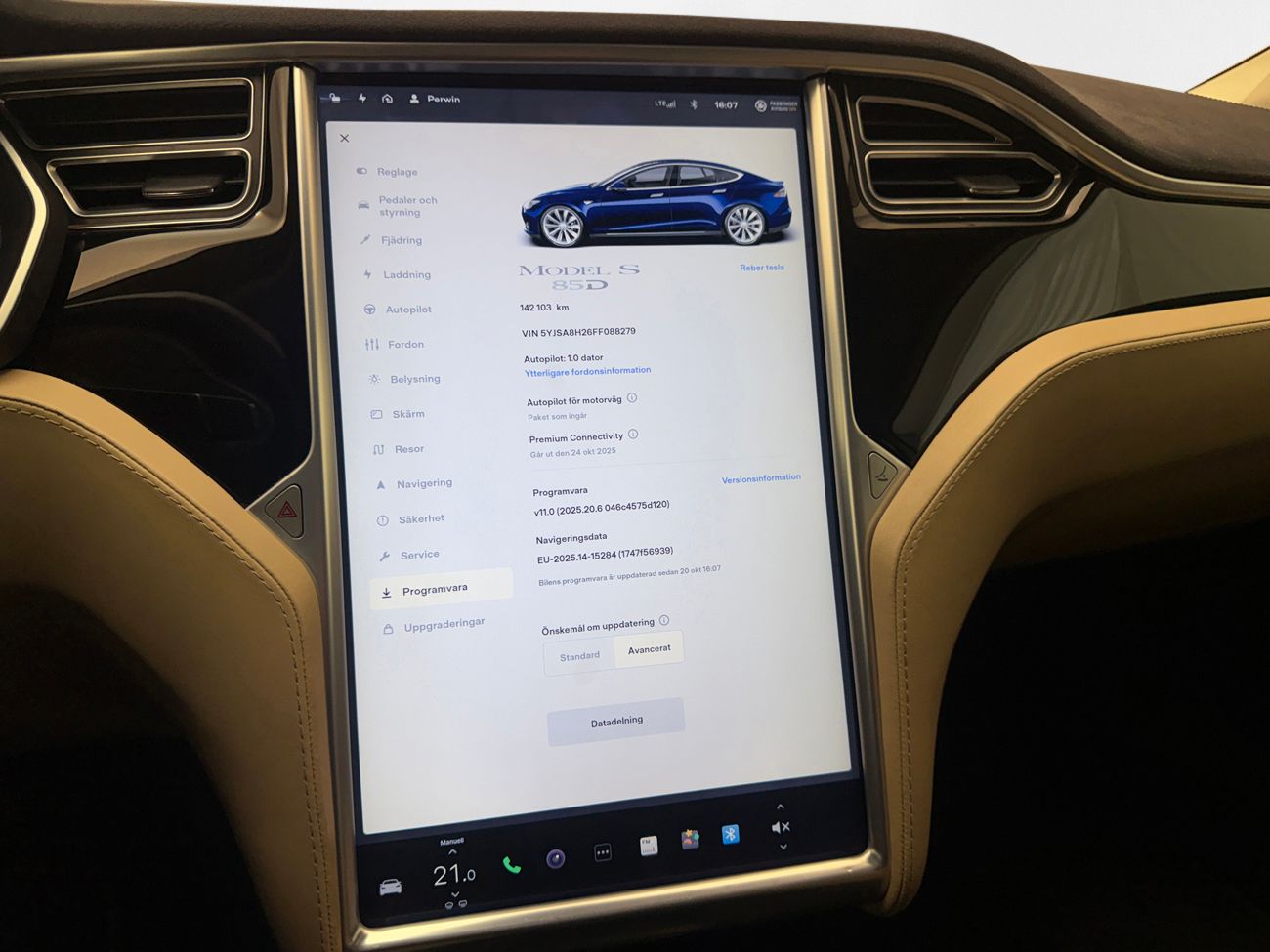 Tesla Model S 85D AWD CCS-uppgraderad Luftfjädring Läder Navigation Backkamera Köldpaket AutoPilot 423hk – bild 16 av 28