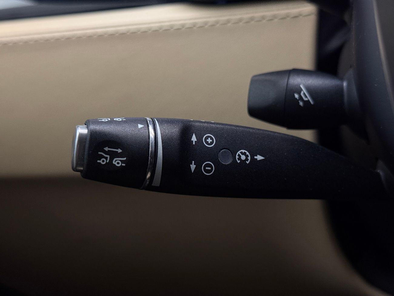 Tesla Model S 85D AWD CCS-uppgraderad Luftfjädring Läder Navigation Backkamera Köldpaket AutoPilot 423hk – bild 19 av 28