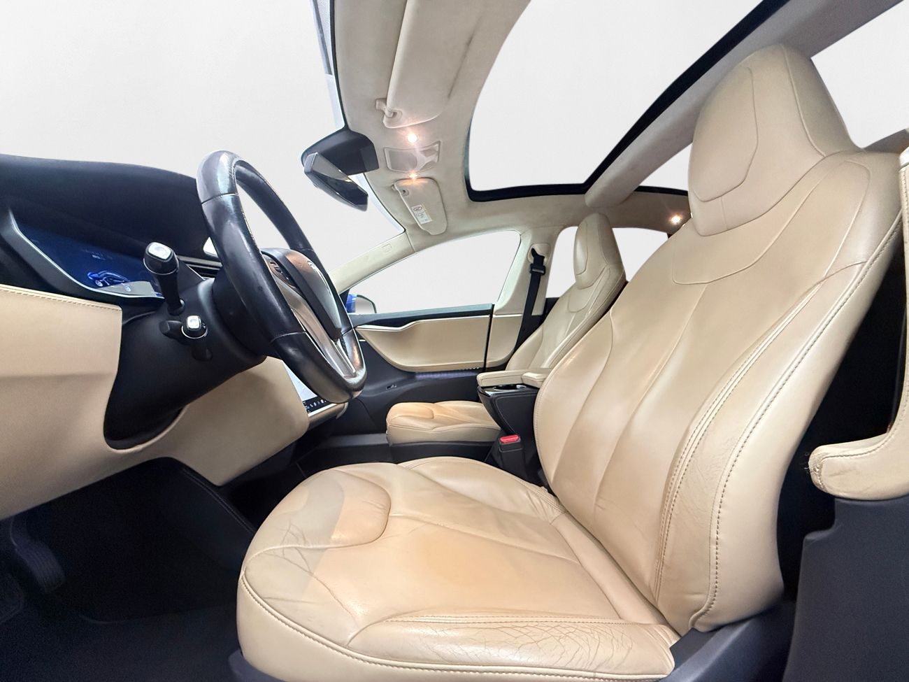 Tesla Model S 85D AWD CCS-uppgraderad Luftfjädring Läder Navigation Backkamera Köldpaket AutoPilot 423hk – bild 22 av 28
